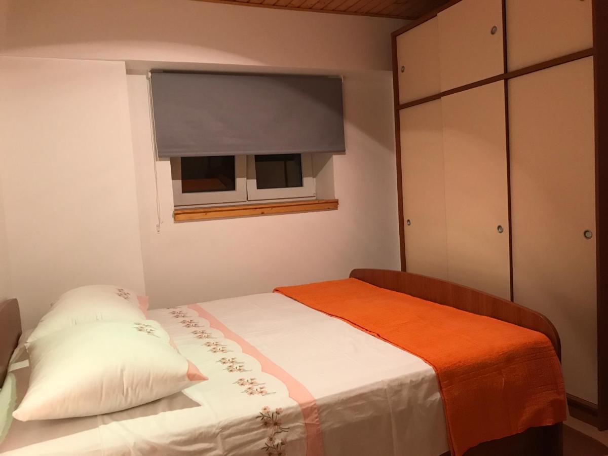 Apartamento Grdelin Omiš Exterior foto